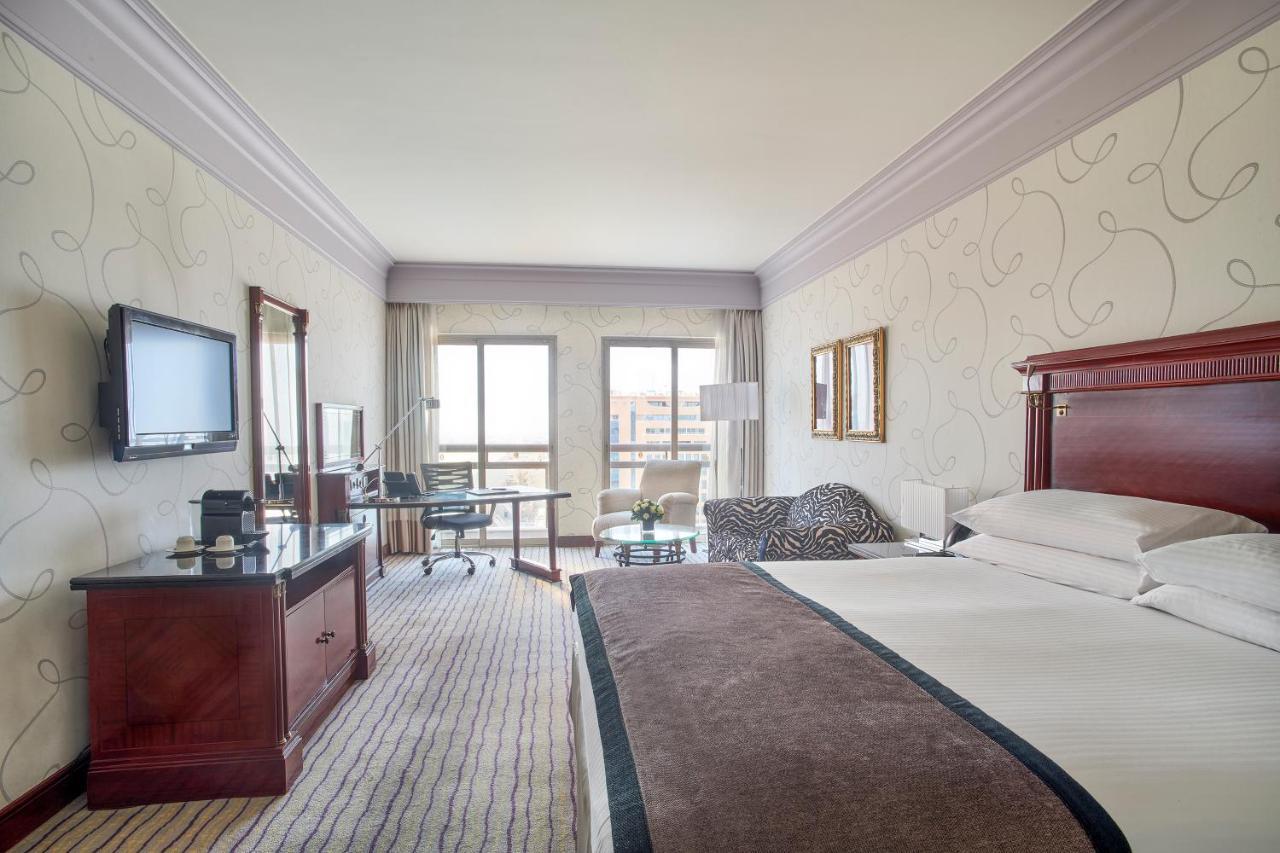 Premium King Room - Club Lounge Access,1498480678:JPEG